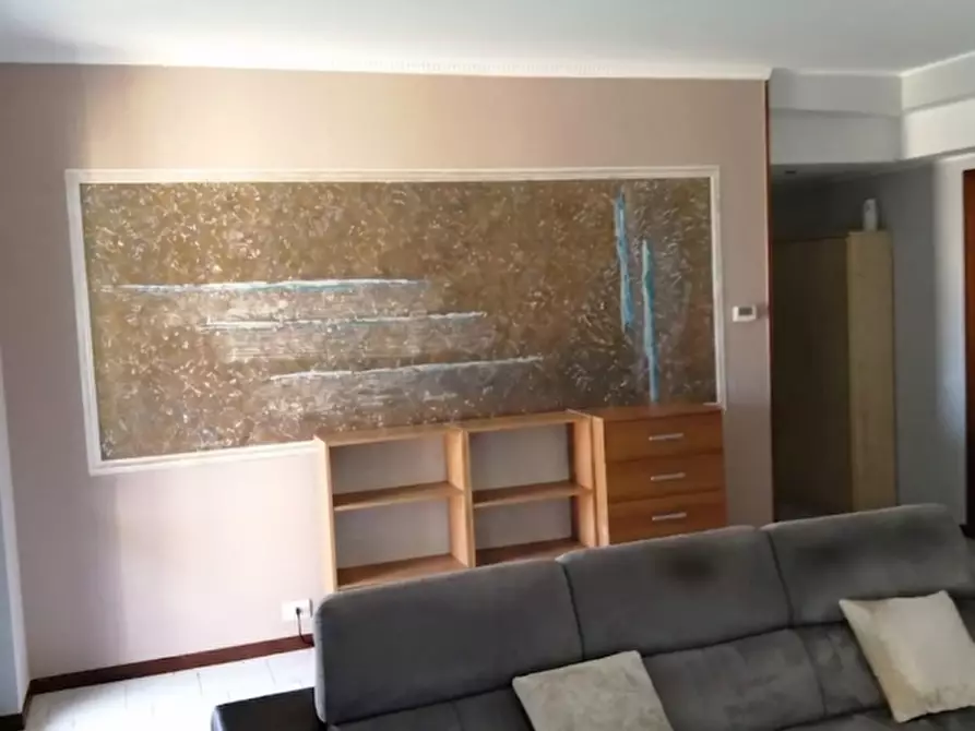 Immagine 2 di Appartamento in vendita  in Viale Bosio, 12 a Sotto Il Monte Giovanni Xxiii