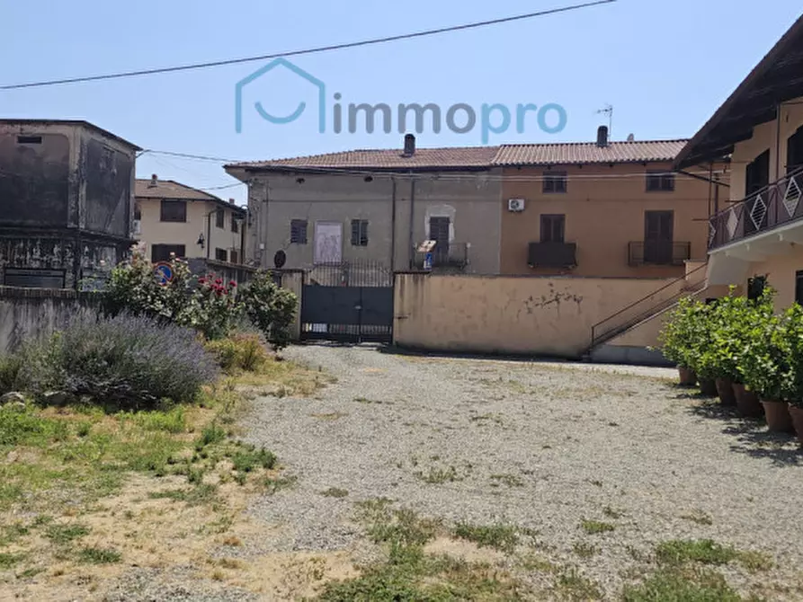 Immagine 11 di Magazzino in vendita  in strada Valperga a Salassa