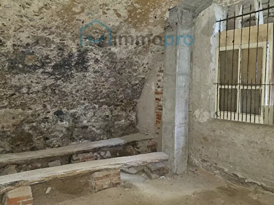 Immagine 12 di Magazzino in vendita  in strada Valperga a Salassa