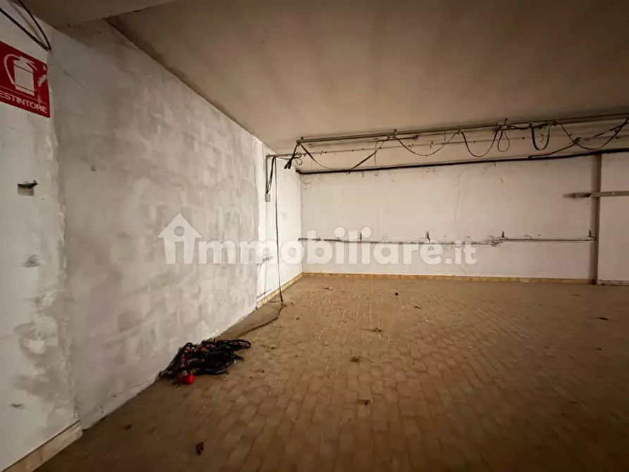 Immagine 9 di Magazzino in vendita  in Via Don Luigi Zinetti a Casazza