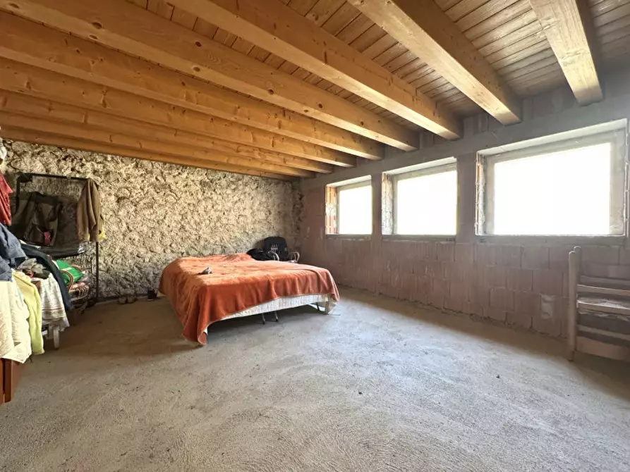 Immagine 10 di Rustico / casale in vendita  in via salbeghi a Salcedo