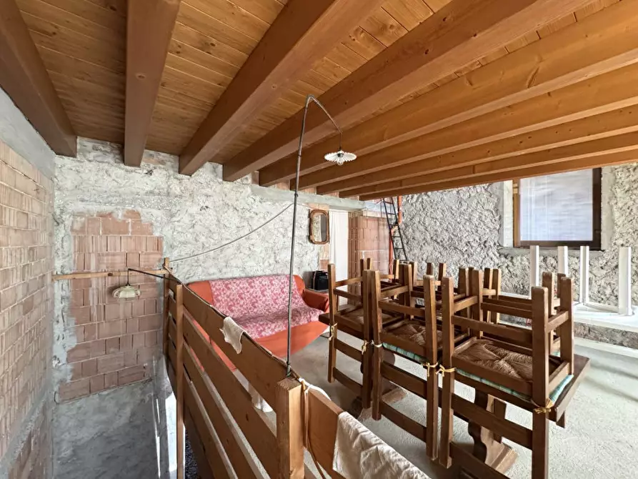 Immagine 27 di Rustico / casale in vendita  in via salbeghi a Salcedo