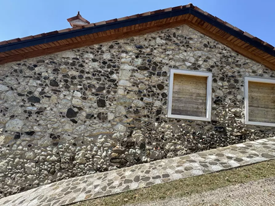 Immagine 28 di Rustico / casale in vendita  in via salbeghi a Salcedo