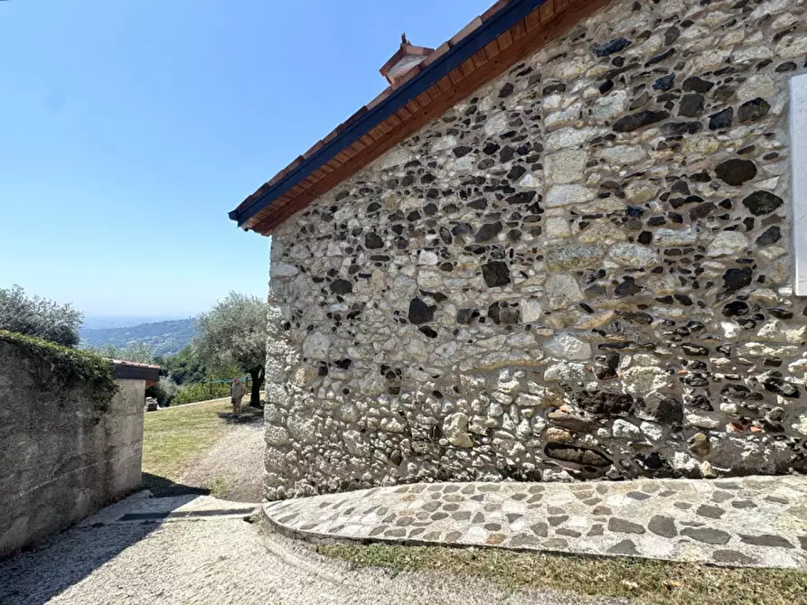 Immagine 29 di Rustico / casale in vendita  in via salbeghi a Salcedo