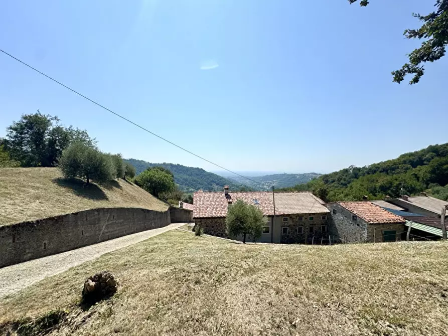 Immagine 32 di Rustico / casale in vendita  in via salbeghi a Salcedo