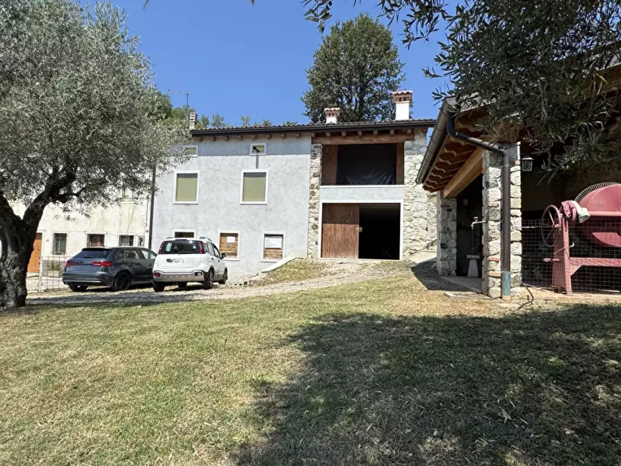 Immagine 35 di Rustico / casale in vendita  in via salbeghi a Salcedo