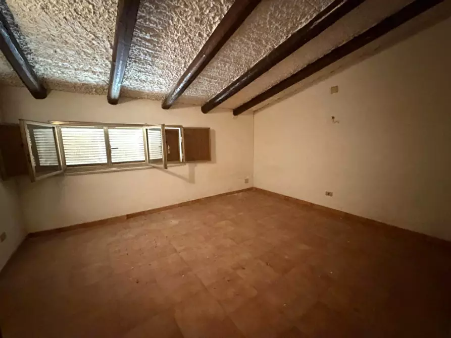 Immagine 50 di Villa in vendita  in viale epipoli 247 a Siracusa