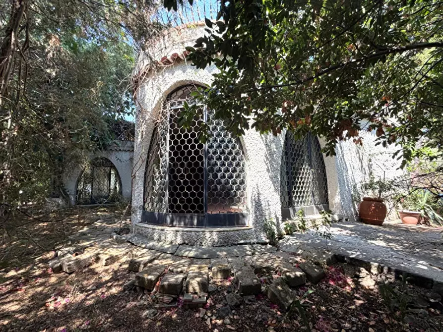 Immagine 55 di Villa in vendita  in viale epipoli 247 a Siracusa