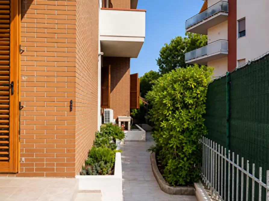 Immagine 5 di Appartamento in vendita  in via ancona 14 a Numana