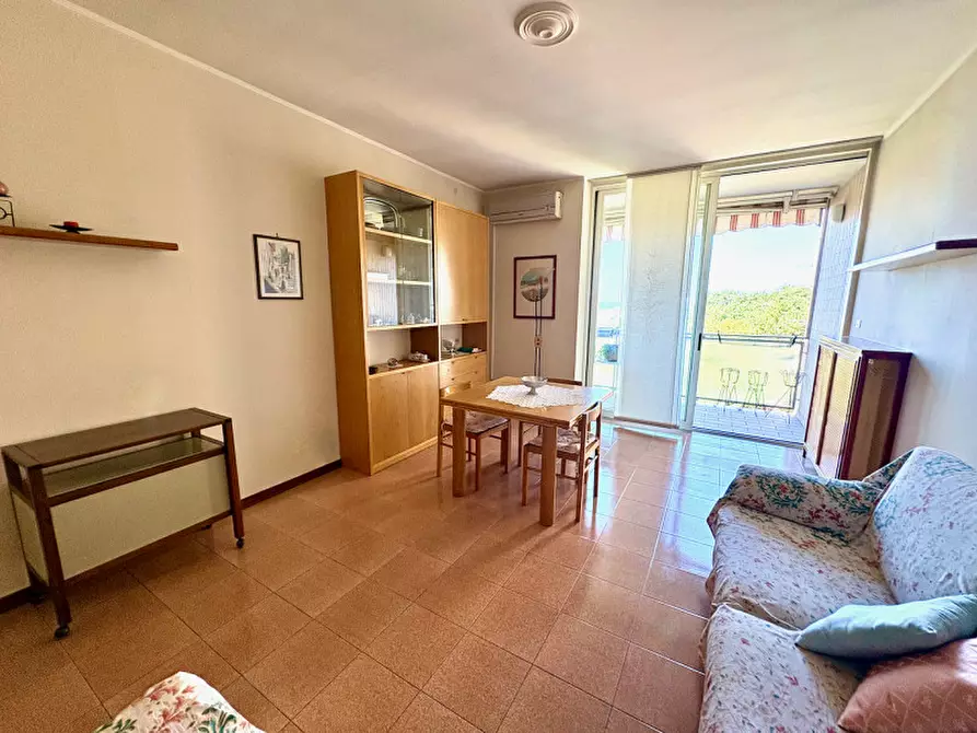 Immagine 32 di Appartamento in vendita  in via Monte Peralba, 21 a Trieste