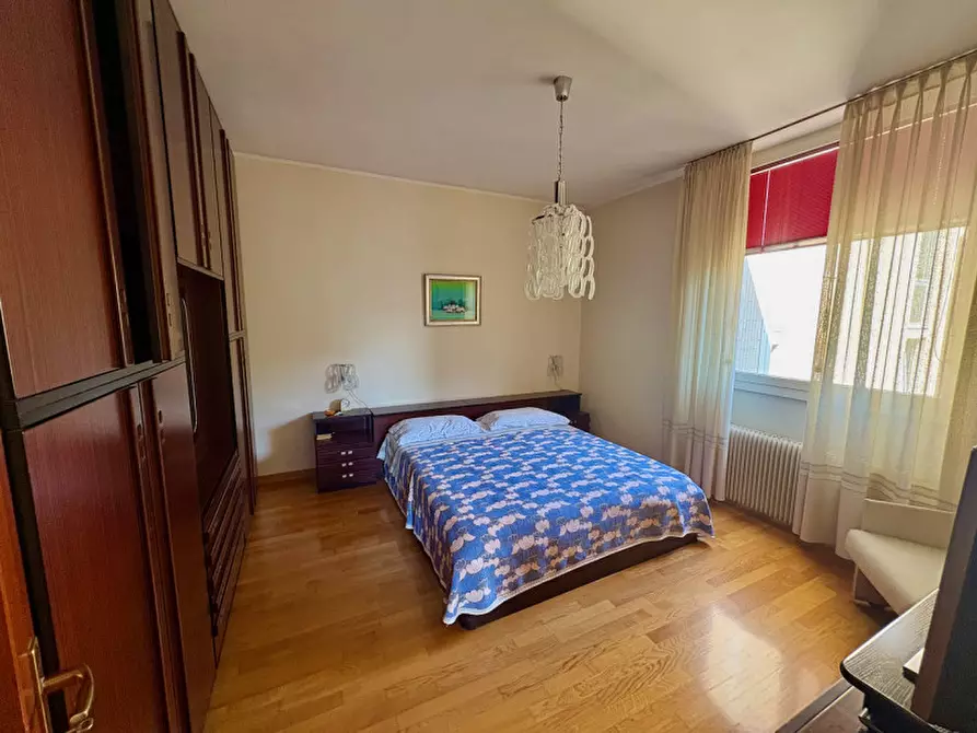 Immagine 59 di Appartamento in vendita  in via Monte Peralba, 21 a Trieste