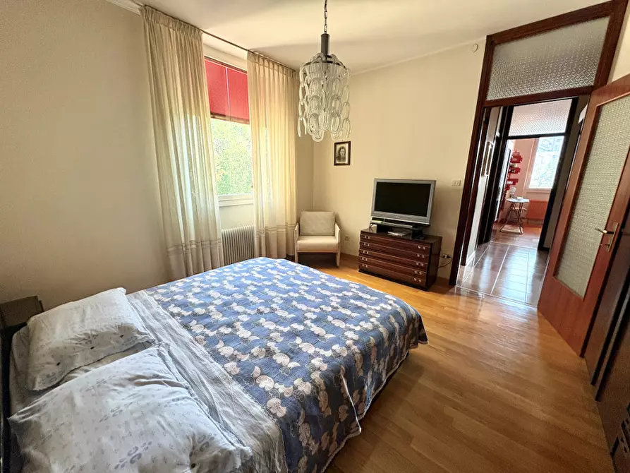 Immagine 60 di Appartamento in vendita  in via Monte Peralba, 21 a Trieste