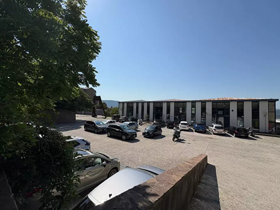 Immagine 77 di Appartamento in vendita  in via Monte Peralba, 21 a Trieste