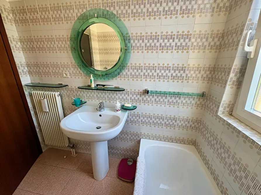 Immagine 79 di Appartamento in vendita  in via Monte Peralba, 21 a Trieste
