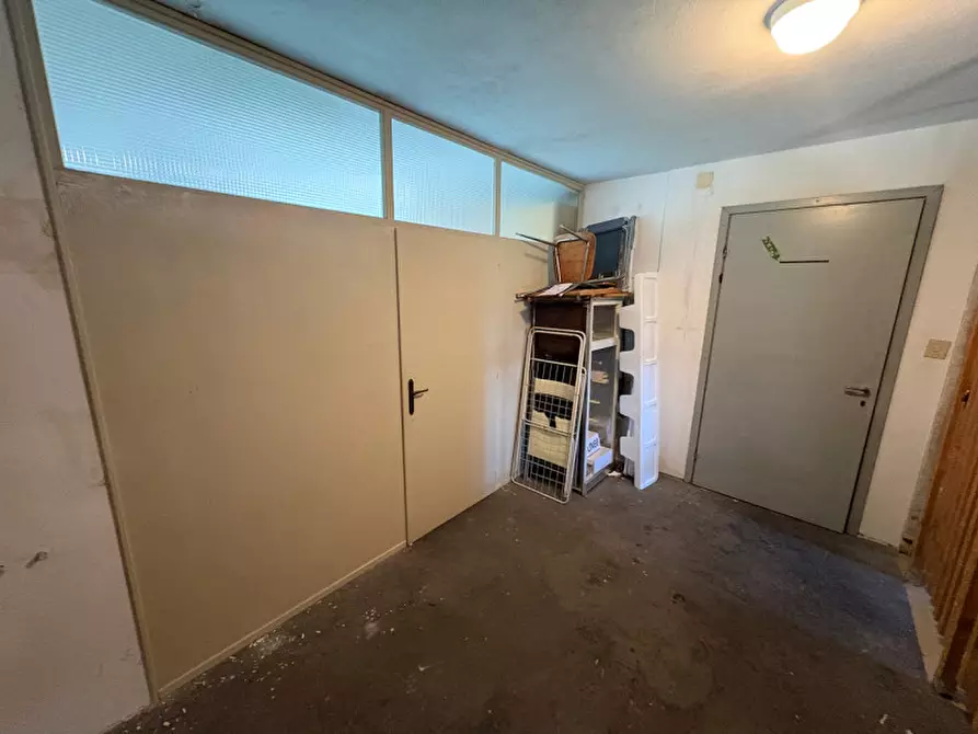 Immagine 96 di Appartamento in vendita  in via Monte Peralba, 21 a Trieste
