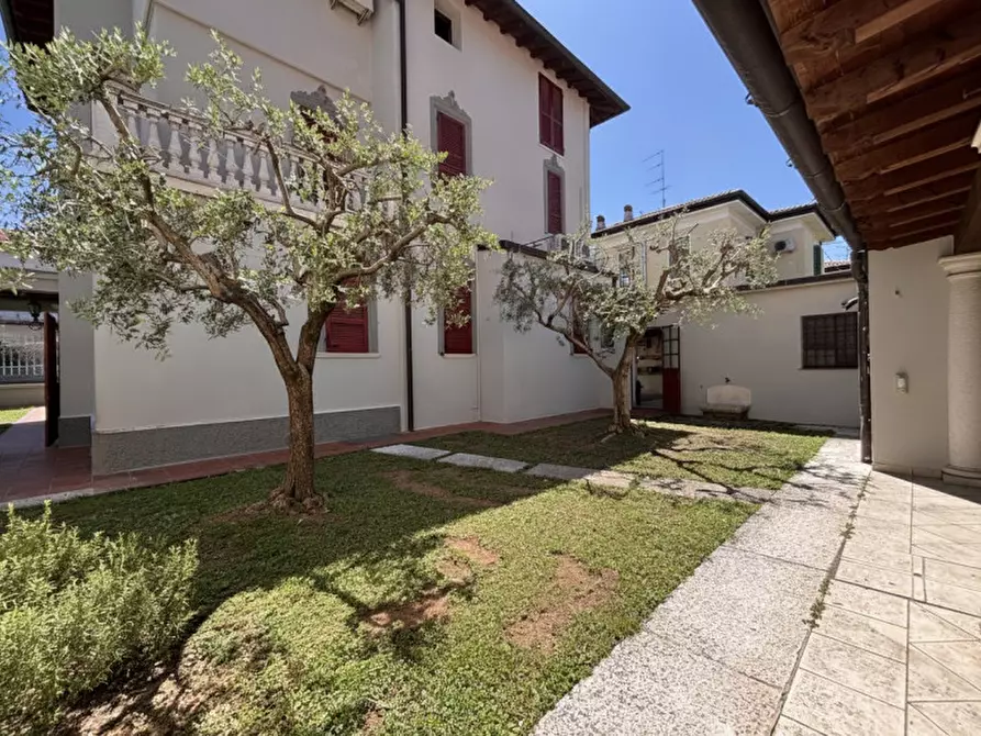 Immagine 16 di Appartamento in vendita  in Via Luciano Manara a Brescia