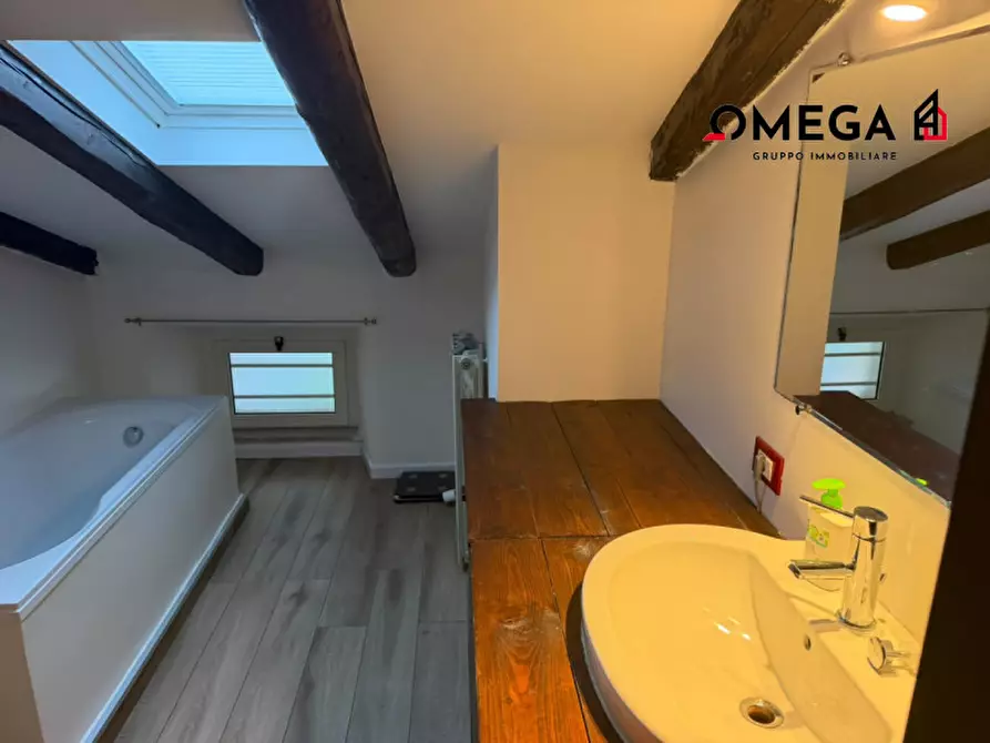 Immagine 9 di Appartamento in affitto  in Via Rigutti 9 a Trieste