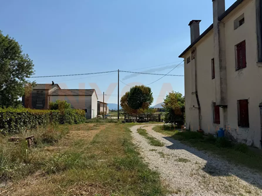Immagine 3 di Rustico / casale in vendita  in Via Pelosa a Mestrino