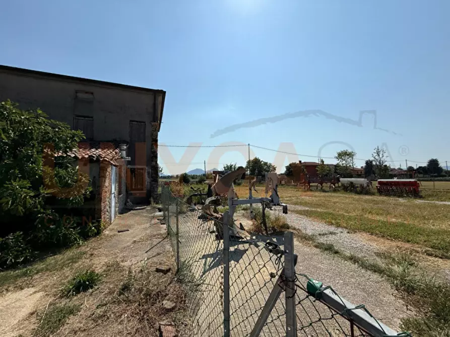 Immagine 35 di Rustico / casale in vendita  in Via Pelosa a Mestrino