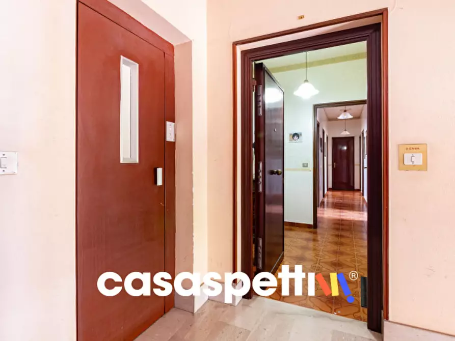 Immagine 2 di Appartamento in vendita  in Via Vittorio Salmeri, 1 a Palermo