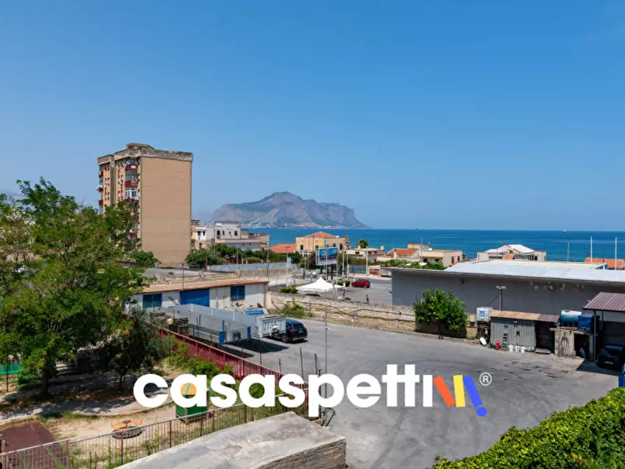 Immagine 16 di Appartamento in vendita  in Via Vittorio Salmeri, 1 a Palermo