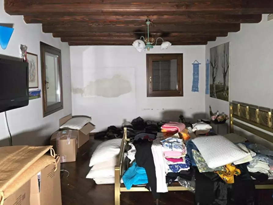 Immagine 11 di Palazzo in vendita  in Via Casalveghe, 49-51, 45100 Rovigo RO, Italia a Rovigo