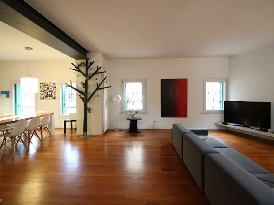 Immagine 3 di Appartamento in vendita  in via zanella 37 a Thiene