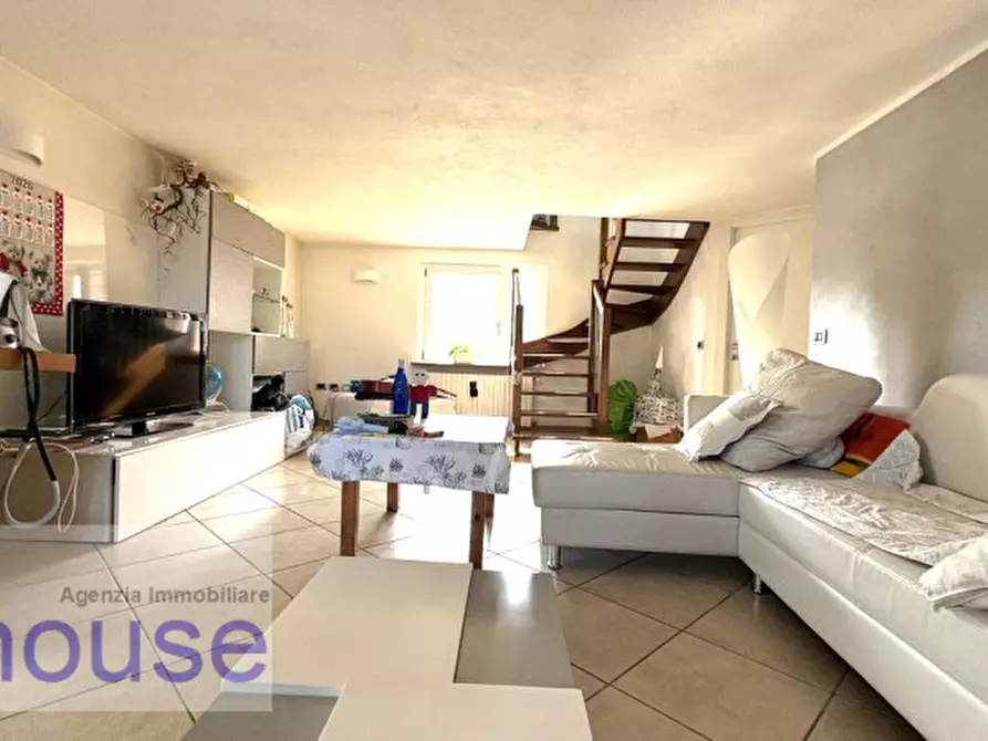 Immagine 14 di Villa in vendita  in via per castelletto cervo 410 a Cossato