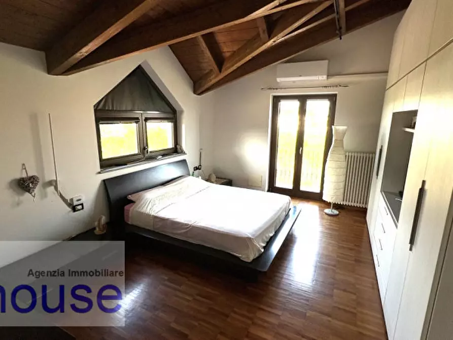 Immagine 20 di Villa in vendita  in via per castelletto cervo 410 a Cossato