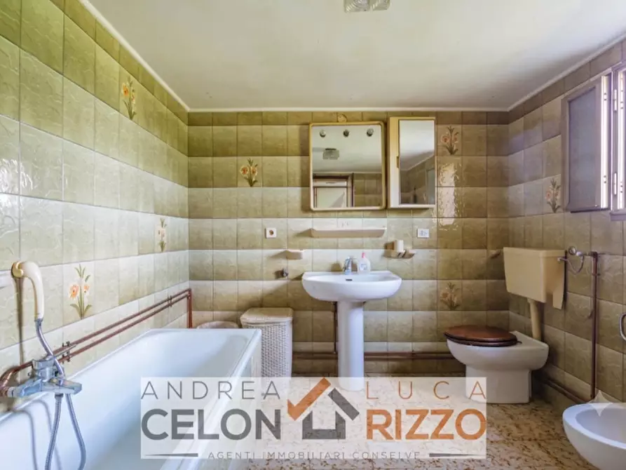 Immagine 15 di Casa indipendente in vendita  in Via Luciano Manara 21 a Bagnoli Di Sopra