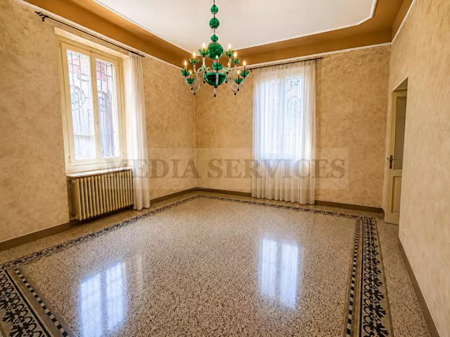 Immagine 11 di Villa in vendita  in via XI Febbraio n° 11 a Sannazzaro De' Burgondi