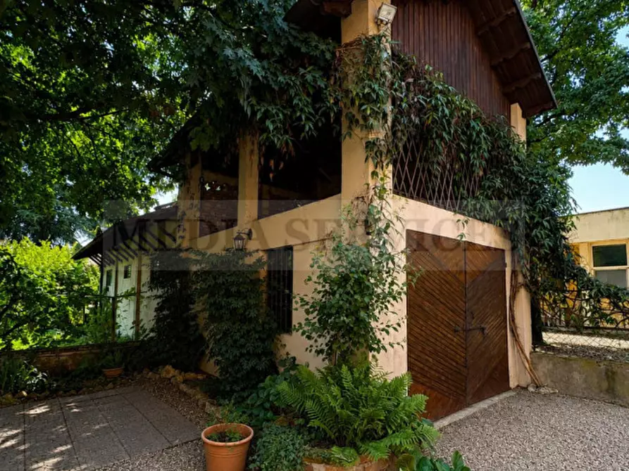 Immagine 36 di Villa in vendita  in via XI Febbraio n° 11 a Sannazzaro De' Burgondi