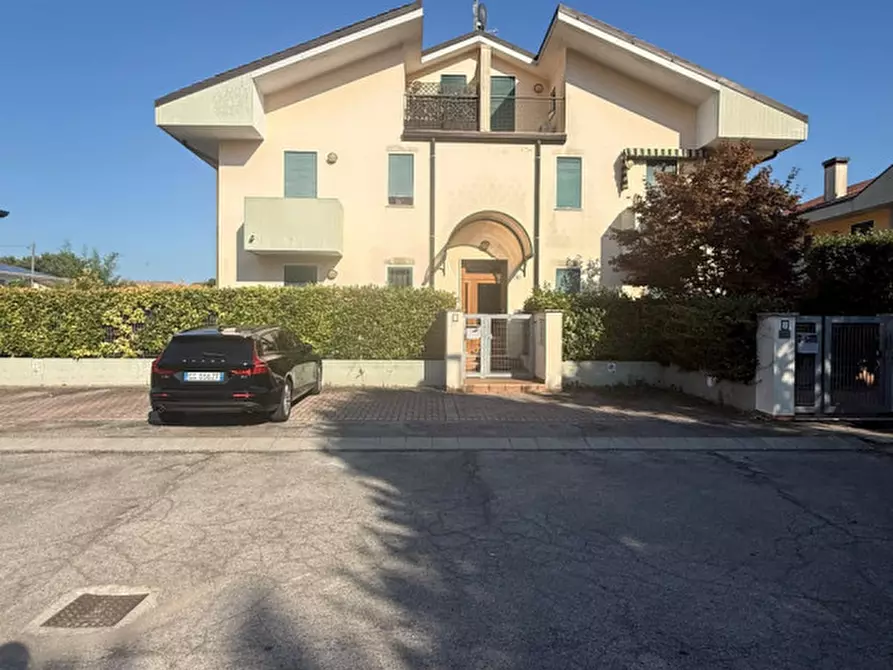 Immagine 2 di Appartamento in vendita  in Via Primo Maggio 5 int. 1 a Polverara