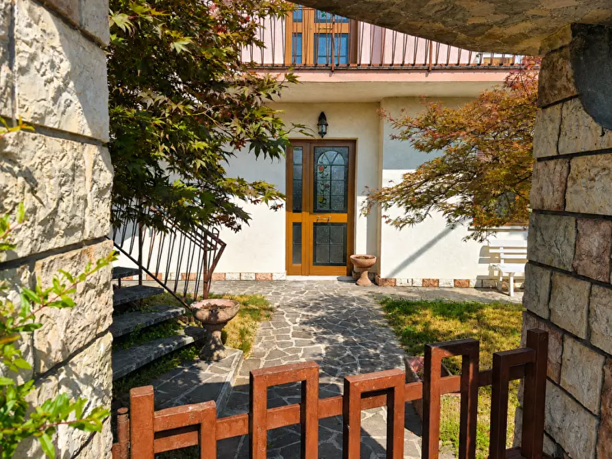 Immagine 2 di Casa indipendente in vendita  in via Lobia 966/A a San Giorgio In Bosco