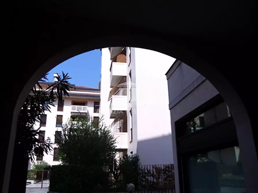 Immagine 19 di Appartamento in vendita  in Corso Padova 155 a Vicenza