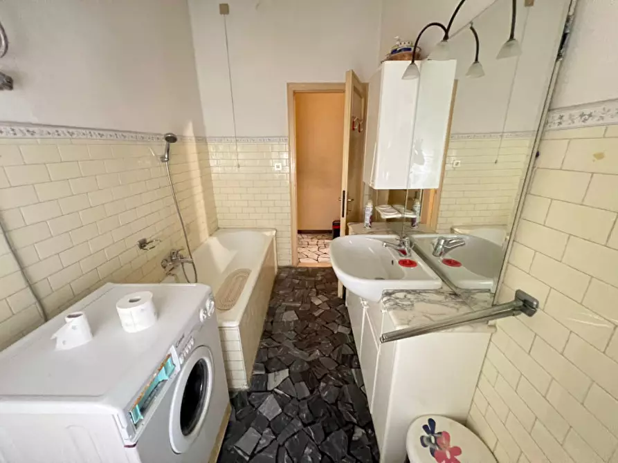 Immagine 8 di Appartamento in vendita  in Viale San Lazzaro 7 a Vicenza