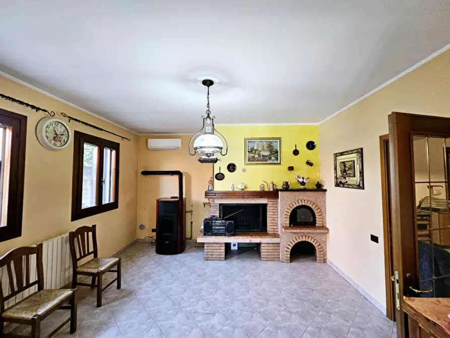 Immagine 4 di Villetta a schiera in vendita  in VIA ORTI a Badia Polesine