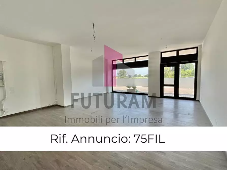 Immagine 1 di Negozio in affitto  a Grumolo Delle Abbadesse