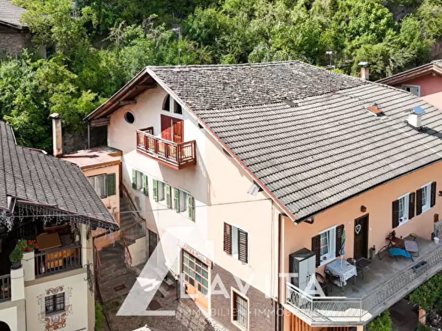 Immagine 2 di Casa indipendente in vendita  in via Cembra a Castello-Molina Di Fiemme