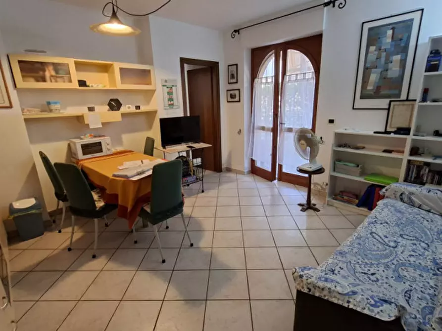 Immagine 3 di Appartamento in affitto  in Via fratelli Ambrogio a Alba