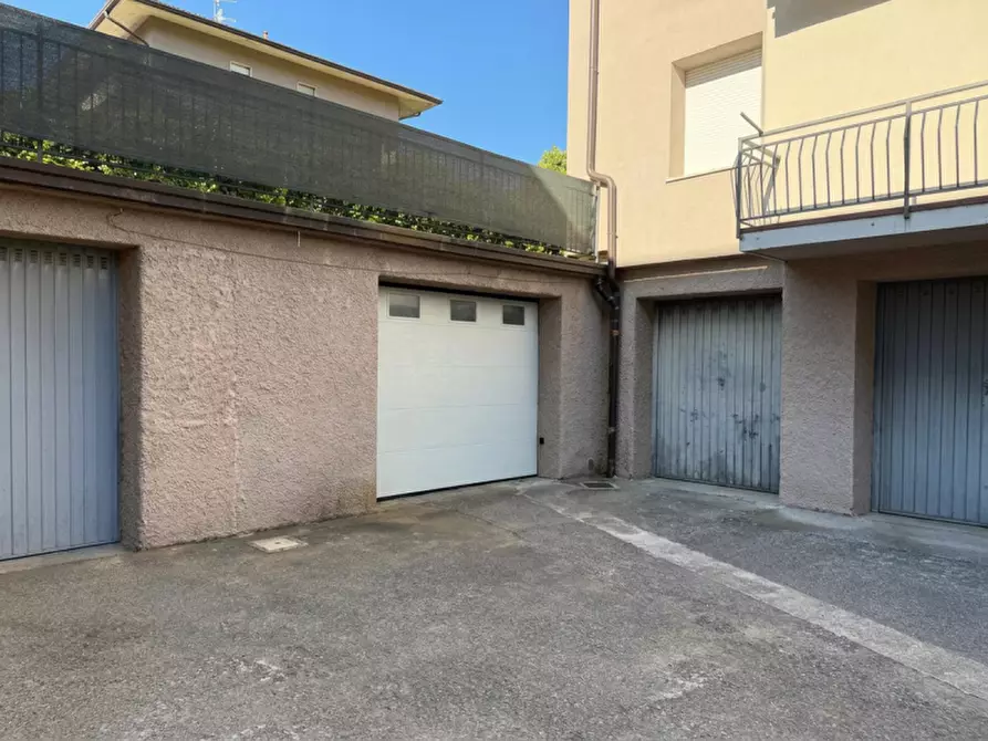 Immagine 11 di Magazzino in vendita  in Via Guglielmo Oberdan a Brescia