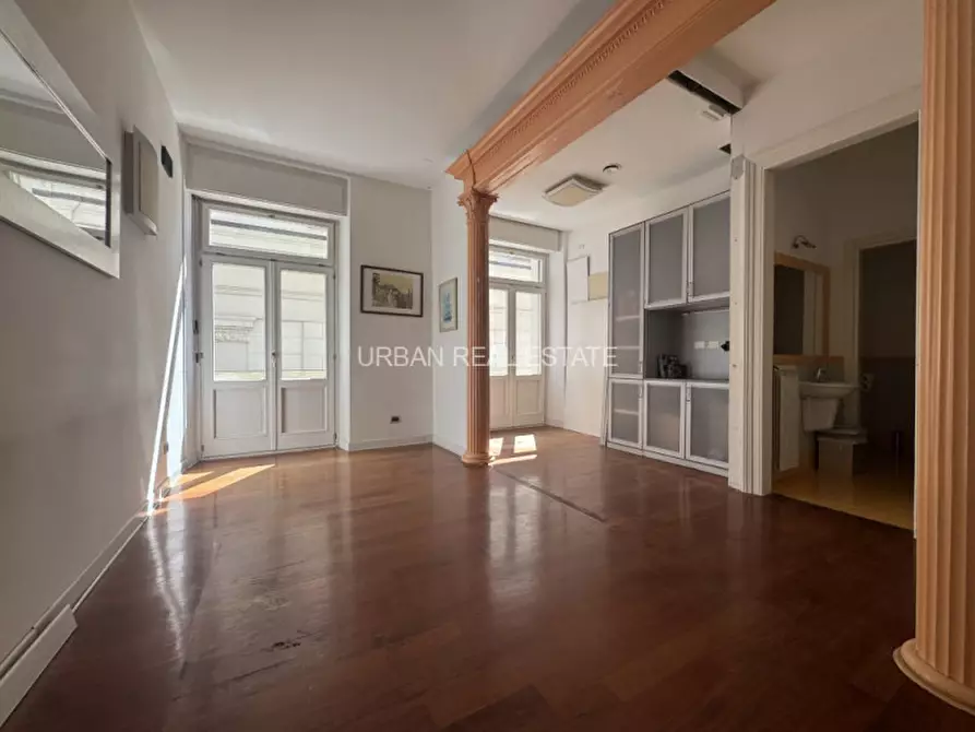 Immagine 1 di Appartamento in vendita  in Via Paganini 2 a Trieste