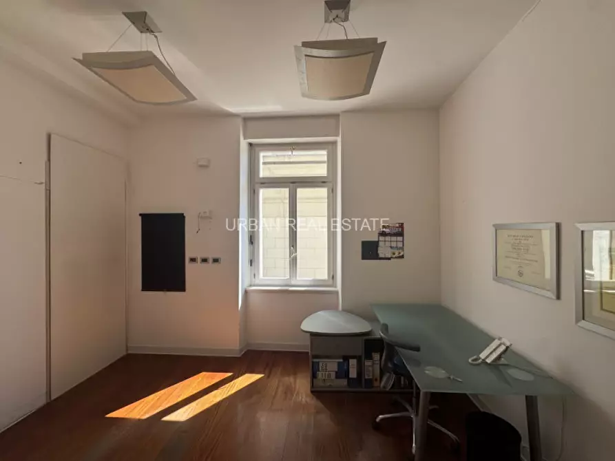 Immagine 5 di Appartamento in vendita  in Via Paganini 2 a Trieste