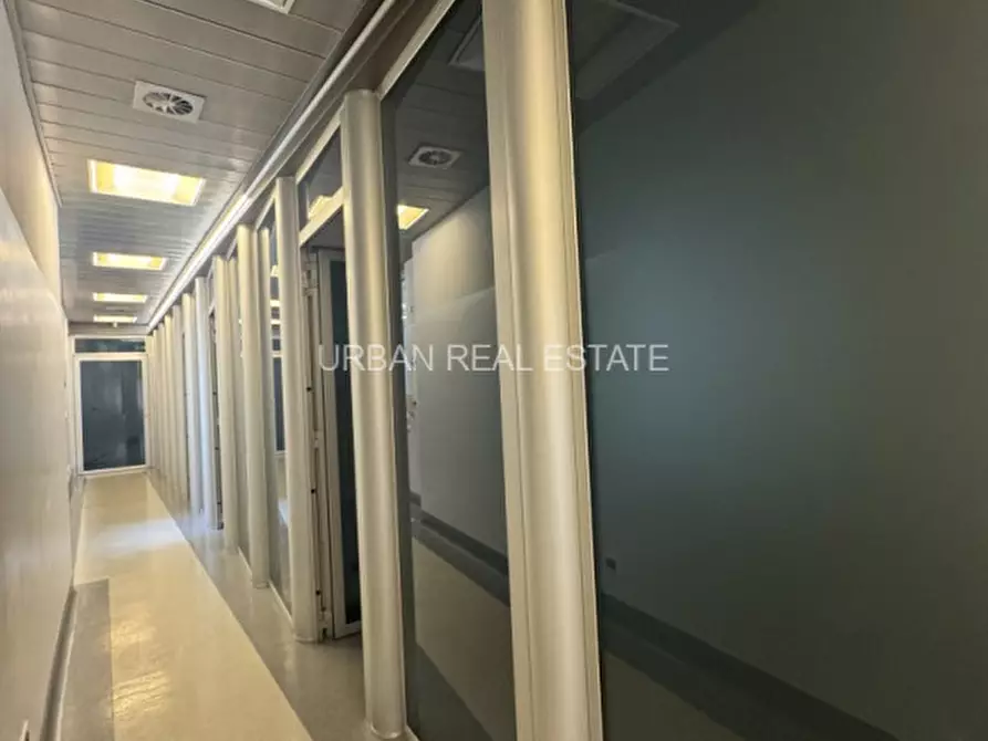 Immagine 9 di Appartamento in vendita  in Via Paganini 2 a Trieste