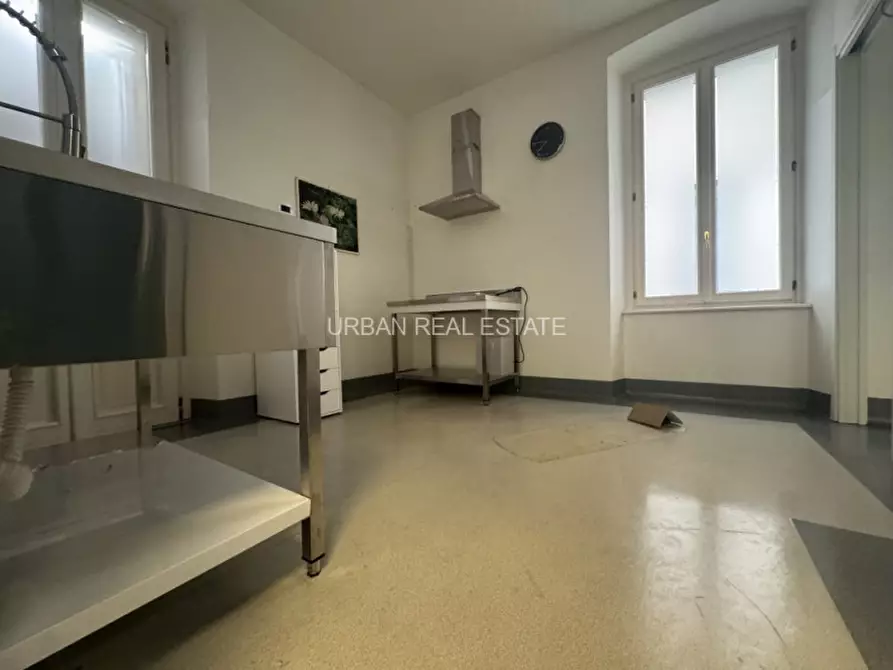 Immagine 15 di Appartamento in vendita  in Via Paganini 2 a Trieste