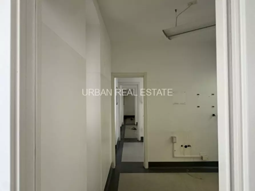 Immagine 18 di Appartamento in vendita  in Via Paganini 2 a Trieste