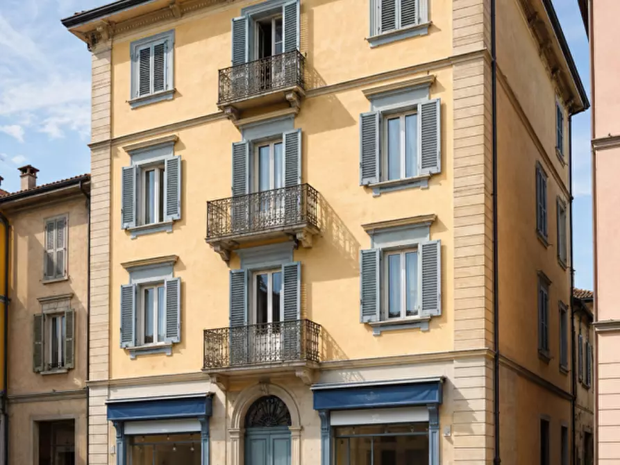 Immagine 30 di Palazzo in vendita  in Via Nazionale a Fornovo Di Taro