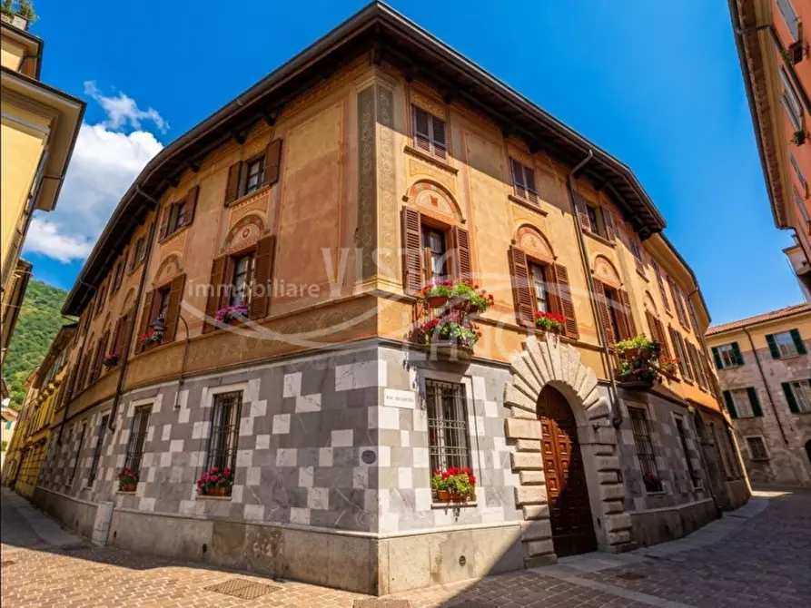 Immagine 13 di Appartamento in vendita  in Via Bonanomi 1 a Como