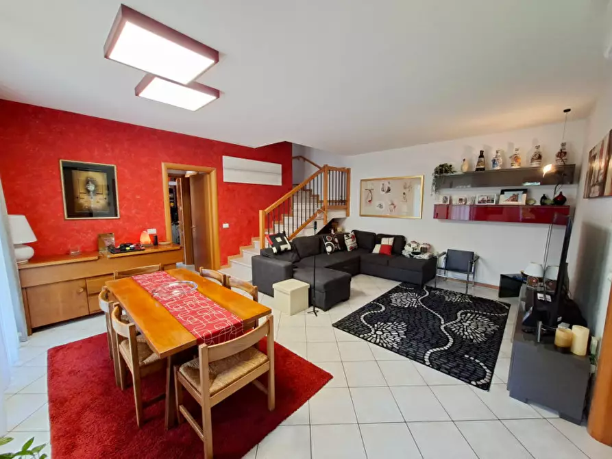 Immagine 7 di Casa bifamiliare in vendita  a Due Carrare