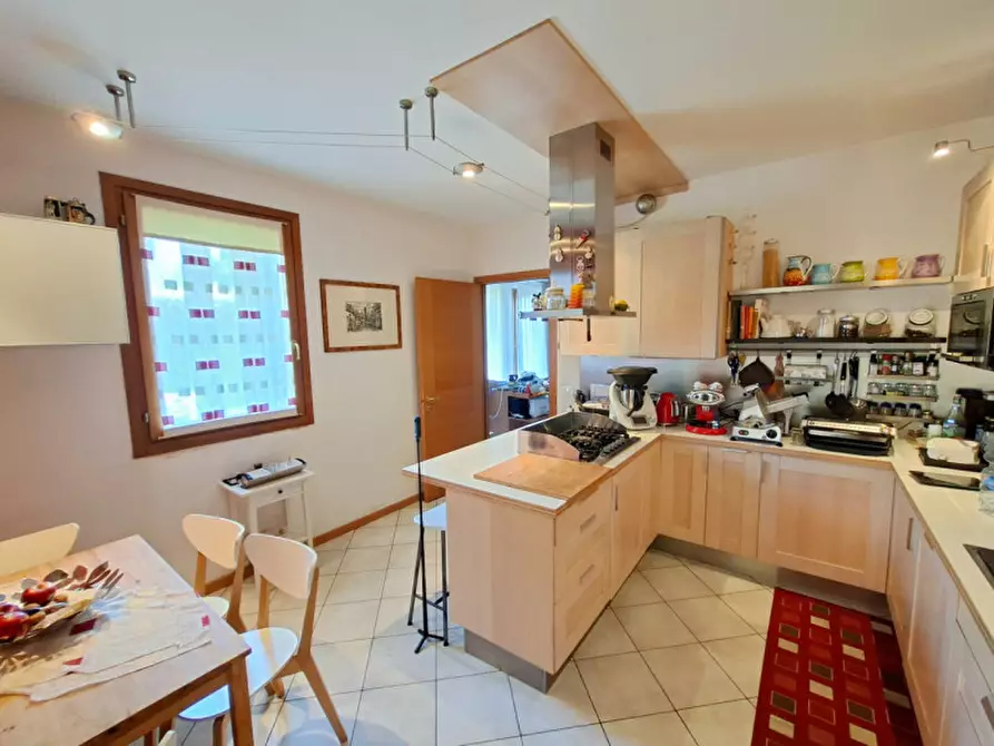 Immagine 8 di Casa bifamiliare in vendita  a Due Carrare